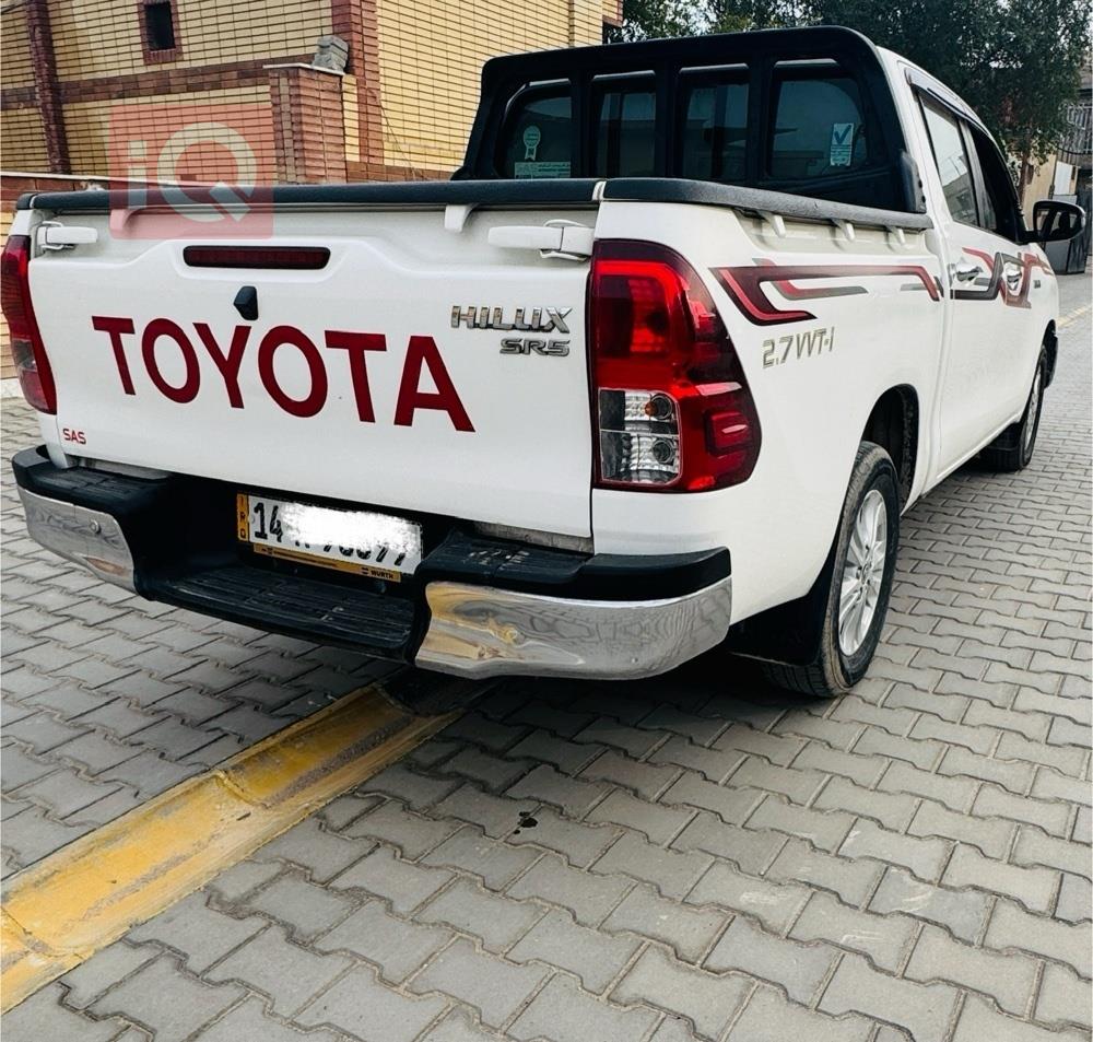 Toyota Hilux
